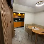 Teo's Πανσιόν Dospat