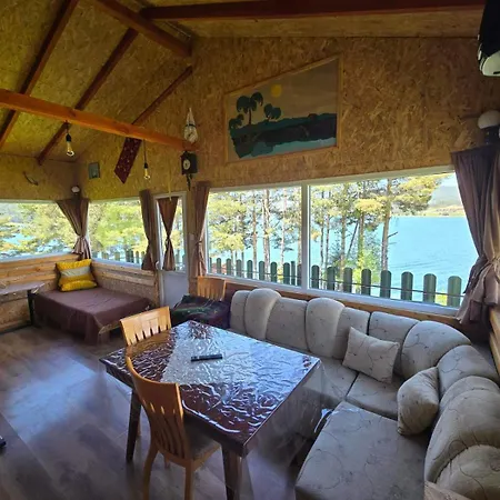 Teo's Guest house